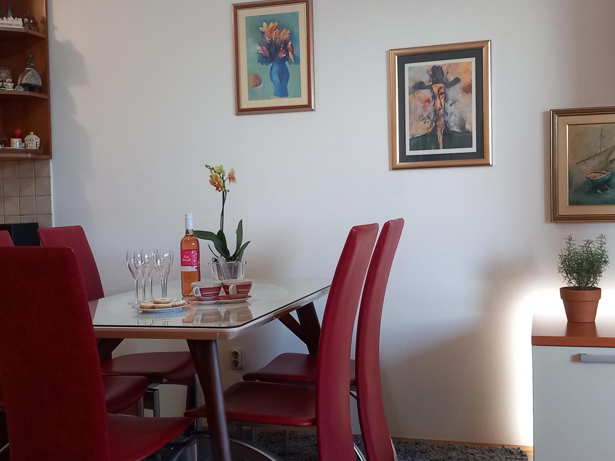 Apartment Harmony - Pleasant And Comfortable Place With A Balcony And A Secured Garage Split Exterior photo
