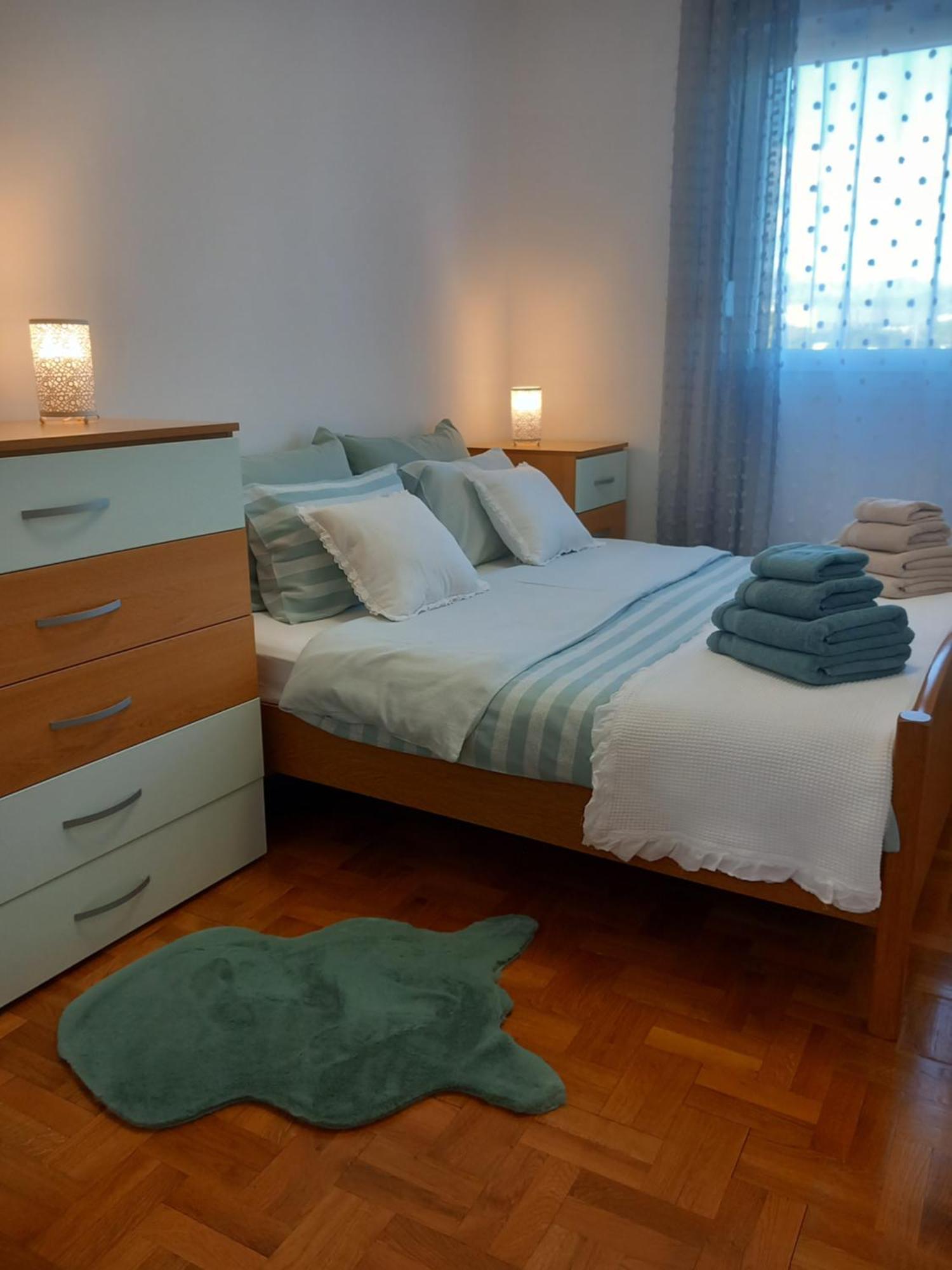 Apartment Harmony - Pleasant And Comfortable Place With A Balcony And A Secured Garage Split Exterior photo