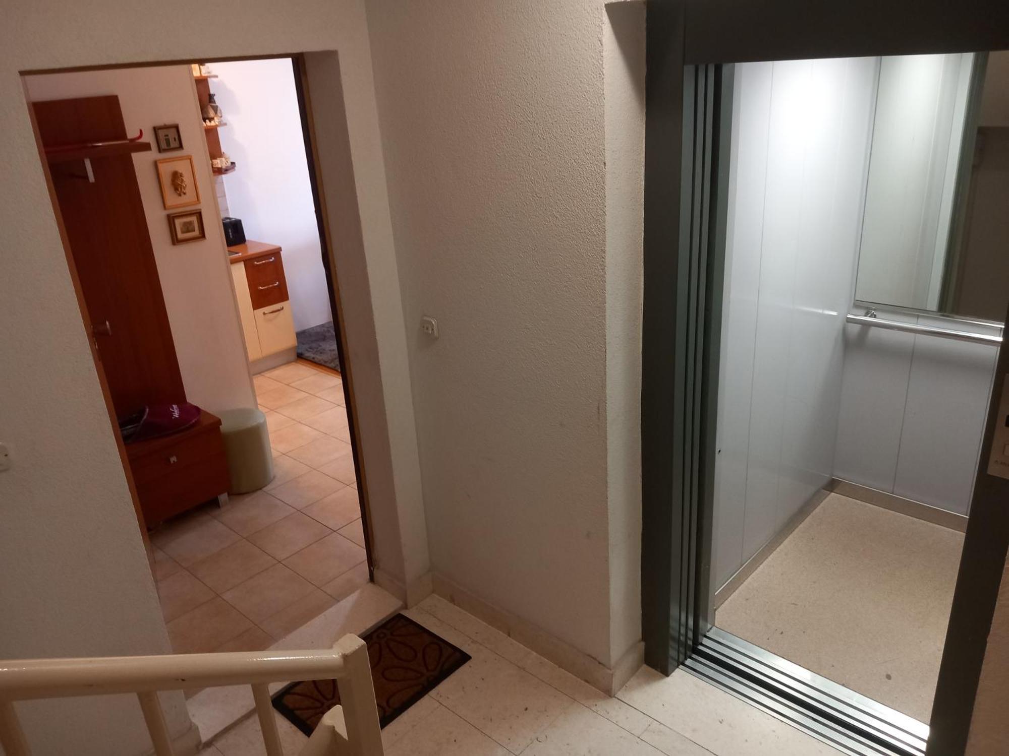 Apartment Harmony - Pleasant And Comfortable Place With A Balcony And A Secured Garage Split Exterior photo