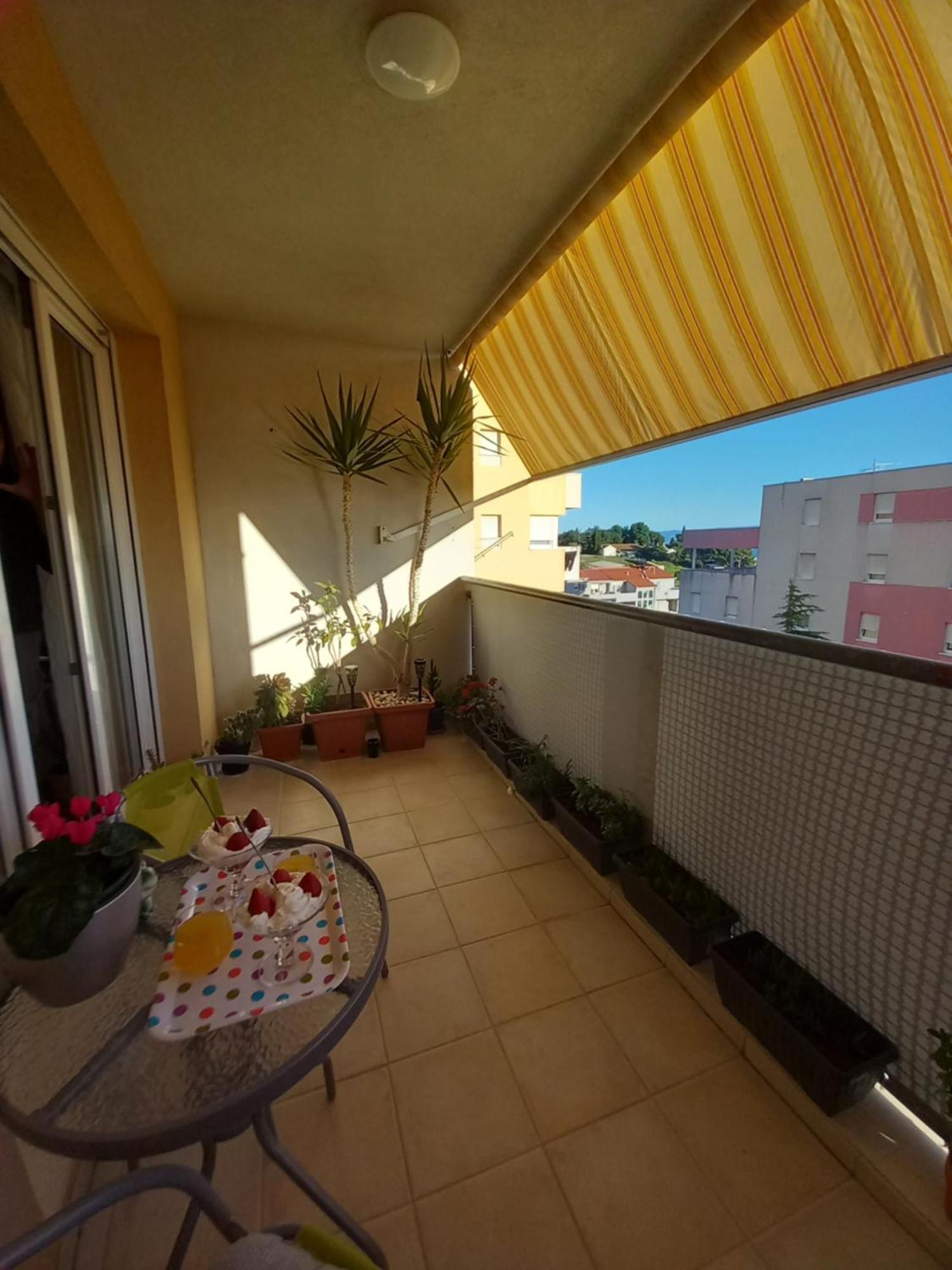 Apartment Harmony - Pleasant And Comfortable Place With A Balcony And A Secured Garage Split Exterior photo