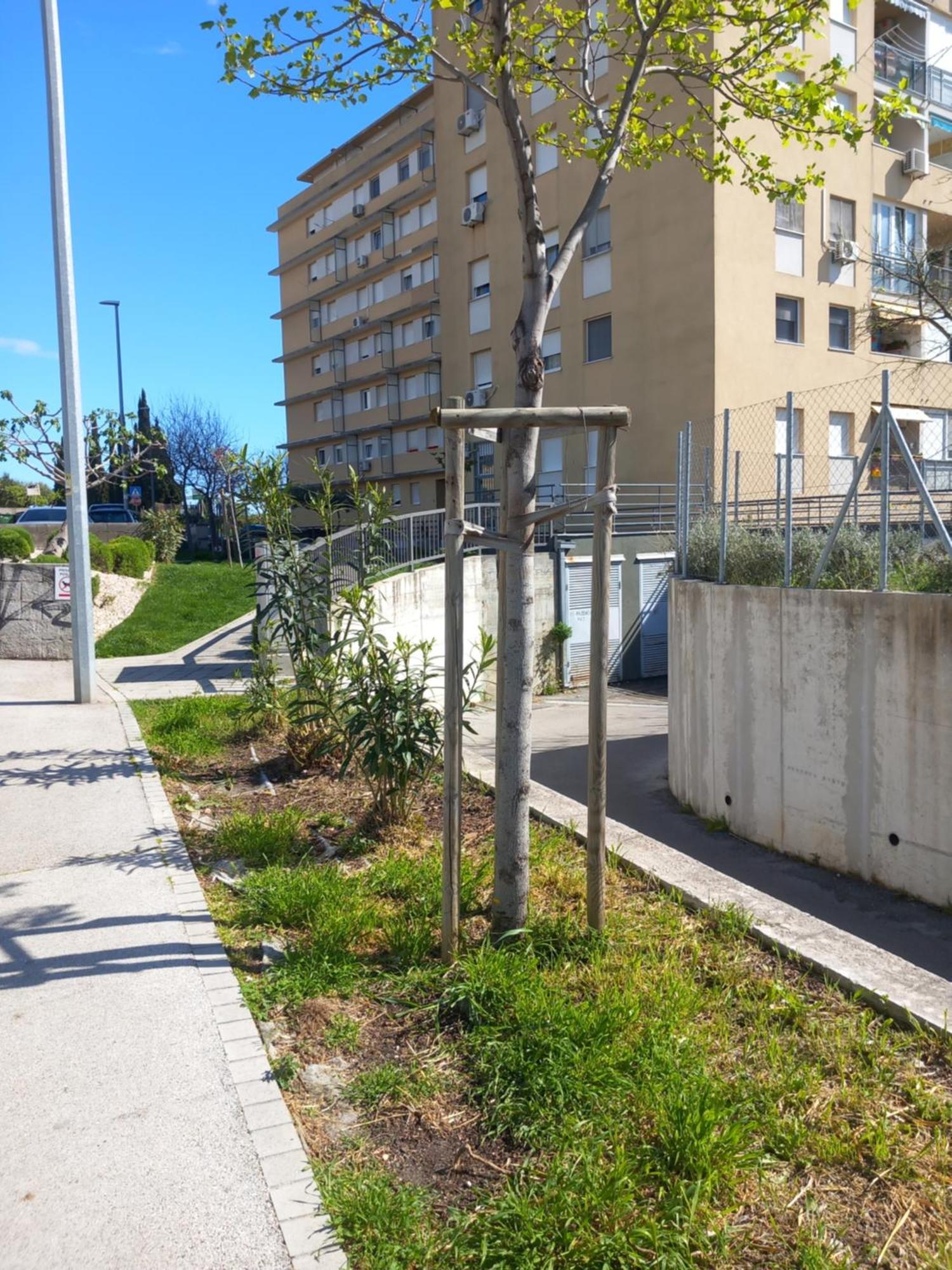 Apartment Harmony - Pleasant And Comfortable Place With A Balcony And A Secured Garage Split Exterior photo